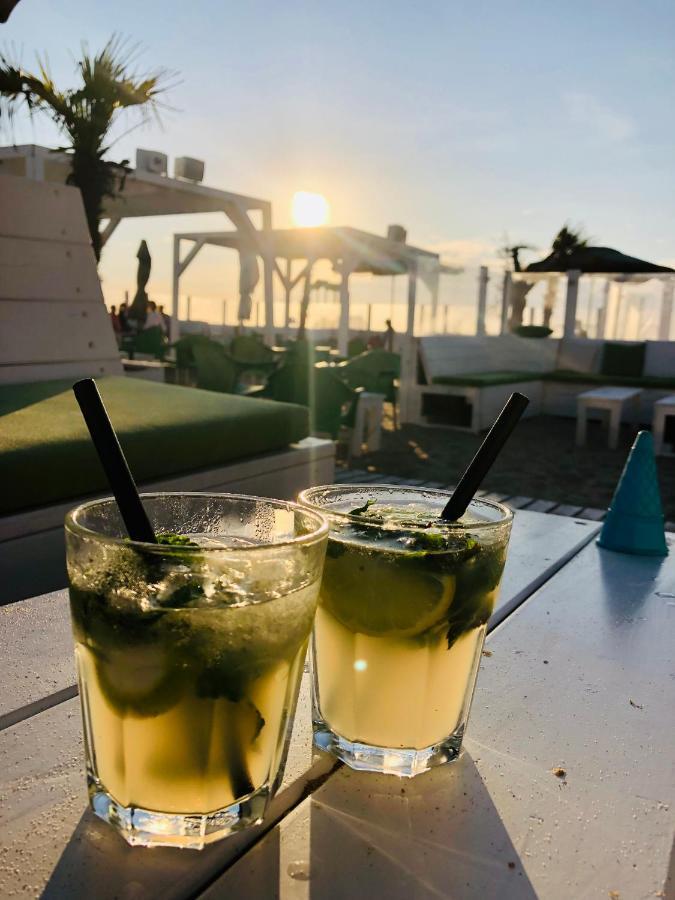 Beachloft Duin 52 Familie Appartement Met Zeezicht Ostenda Esterno foto